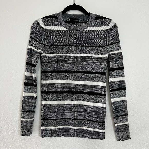 Banana Republic Sweaters - Banana Republic Black White Striped Stretchy Crew Neck Sweater Womens Size Small